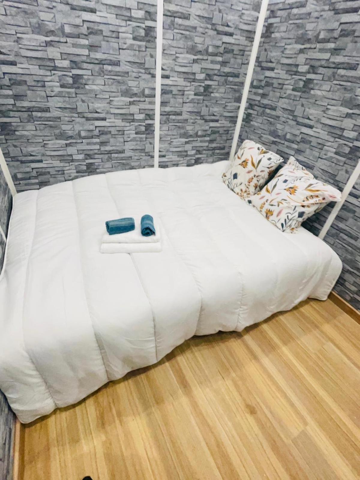 Studio Confortable- Disneyland Paris - Val D Europe - Plein Centre Ville Meaux - 2 Pers Εξωτερικό φωτογραφία
