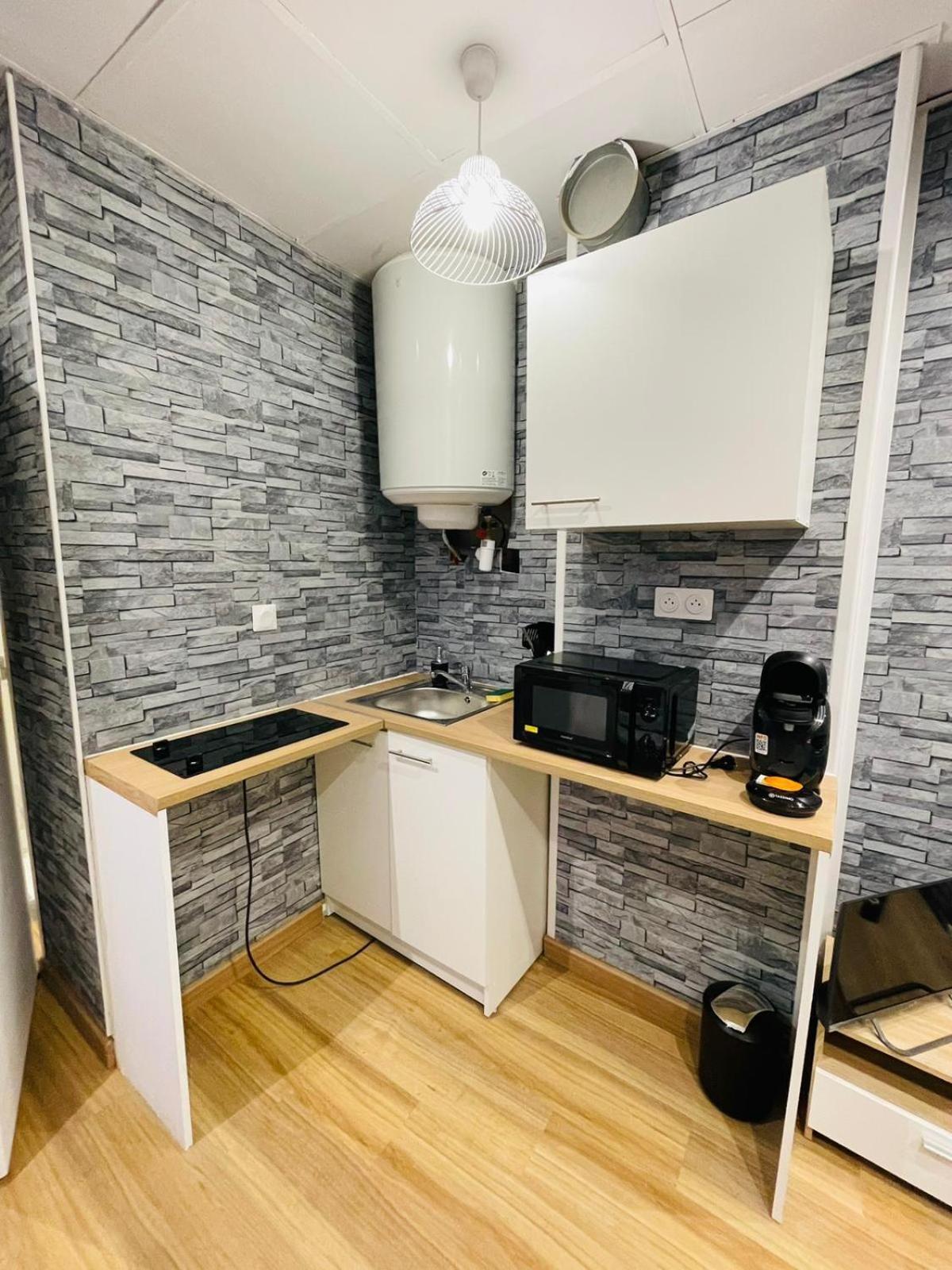 Studio Confortable- Disneyland Paris - Val D Europe - Plein Centre Ville Meaux - 2 Pers Εξωτερικό φωτογραφία